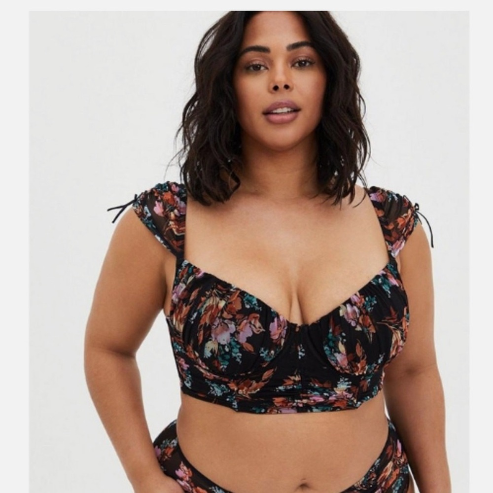 Torrid Mesh Floral Cropped Corset Size2